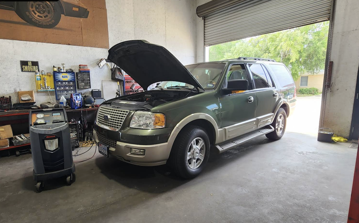 D J's Auto Service Center exterior