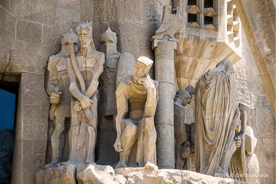 Sagrada Familia: Tour with Local Guide - photo 6