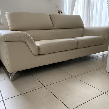 neuwertiges Sofa