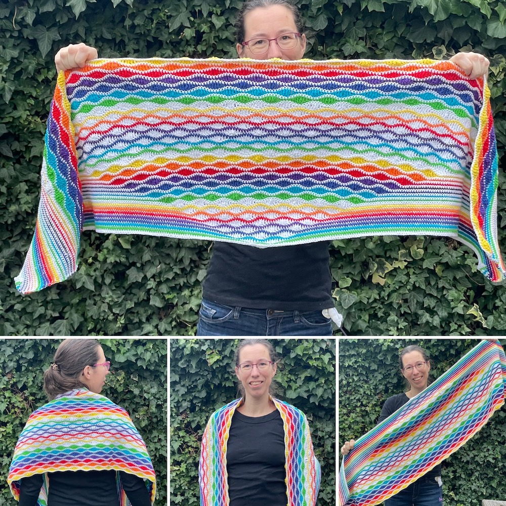 Crocheted scarf Rainbow wave