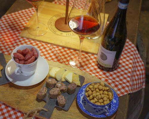 Tour enogastronomici Villafranca d'Asti: Degustazione esclusiva e privata di Vino con Sommelier
