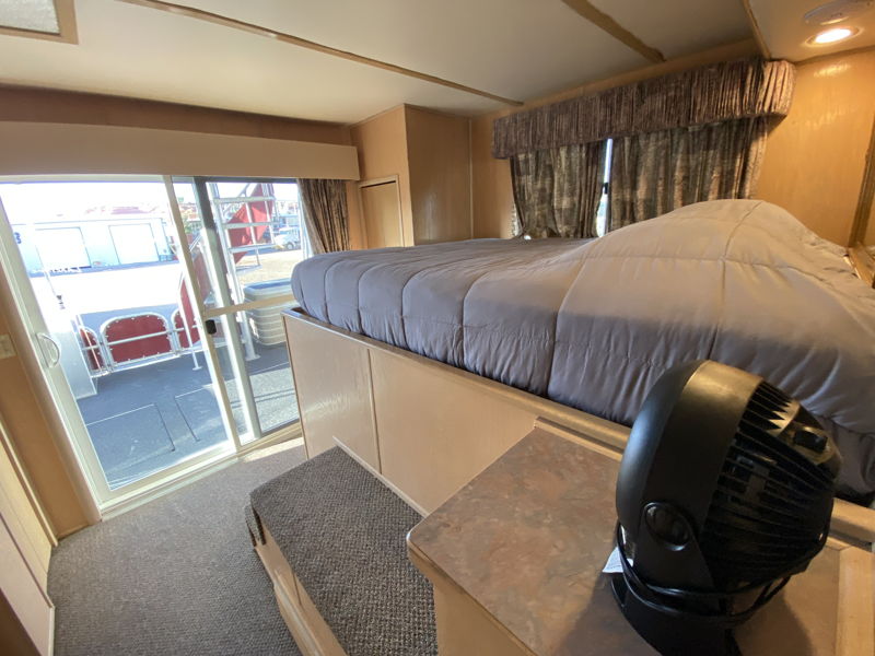 Boat Image 18