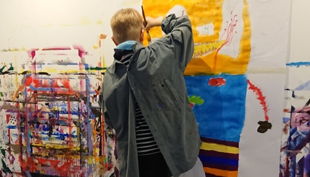 künstlerei pöppinghaus junge malt