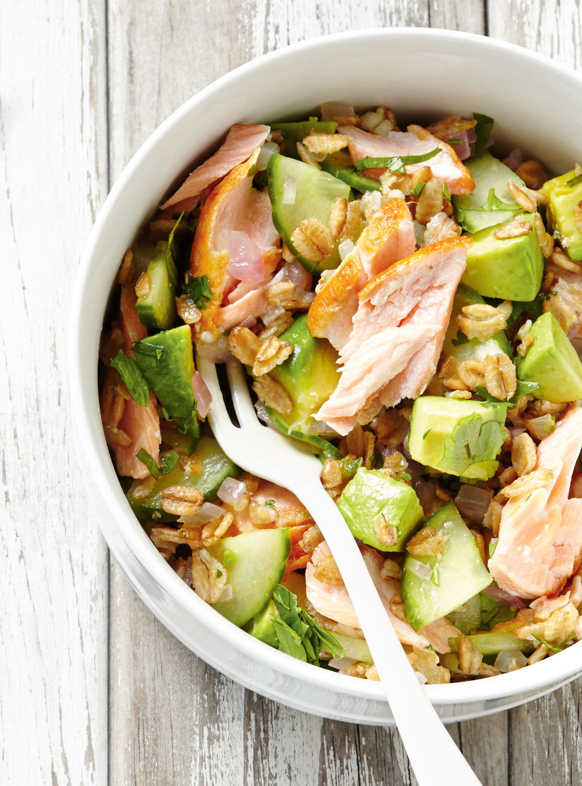 Cold Salmon, Spelt and Avocado Salad | RICARDO