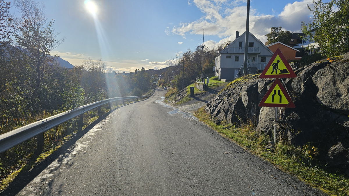 Vågendalen GS, VOA, Vei