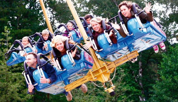 movie park germany wasser achterbahn