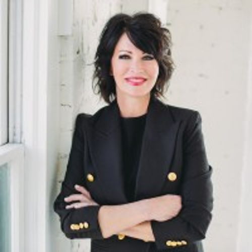 Sonya  Dickinson