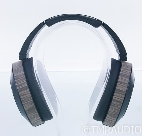 Audeze EL-8 Closed Back Planar Magnetic Headphones; EL8...