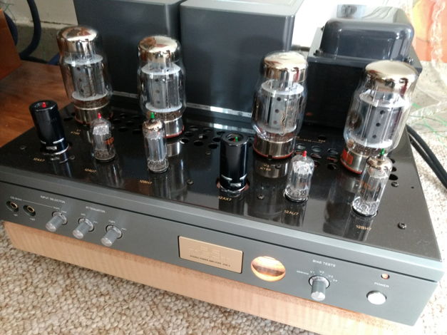 Air Tight ATM-2 a reference tube amplifier