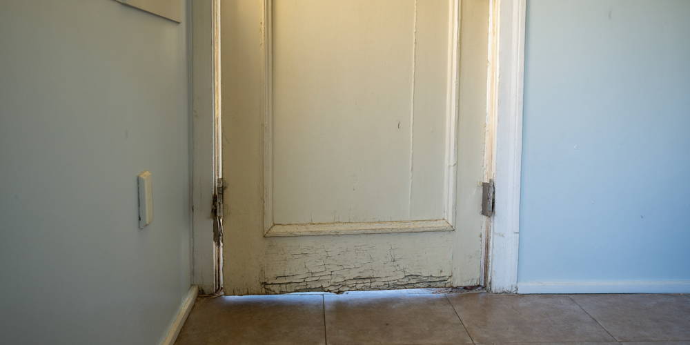 Signs Your Interior Doors Are Overdue for Replacement in a San Antonio Home