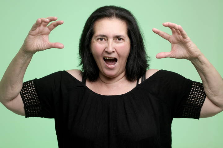 Nadia  Benharkat 