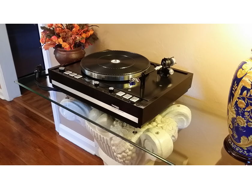 THORENS  TD 126 MK II HIGH END TURNTABLE UNIQUELY RESTORED AND UPGRADED !