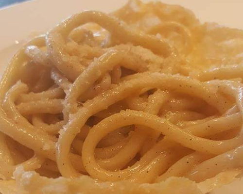 Cooking classes San Quirico d'Orcia: An evening together cooking pici cacio e pepe