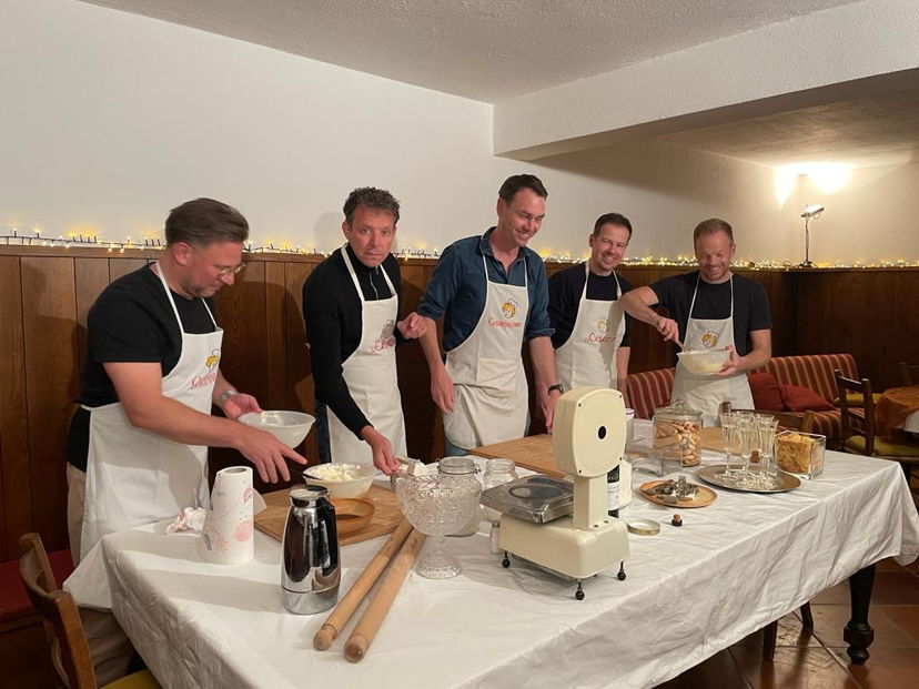 Cooking classes Cernobbio: Cooking class with fresh pasta and tiramisu on the lake