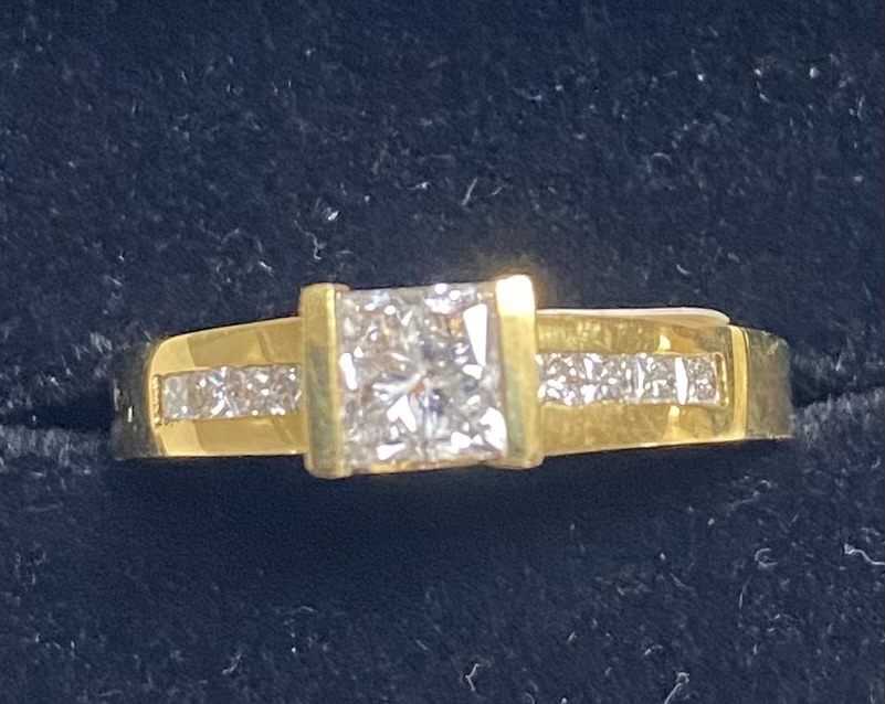18ct Yellow Gold Pricess Cut Natural Diamond Ring with 8 Channel set Diamonds