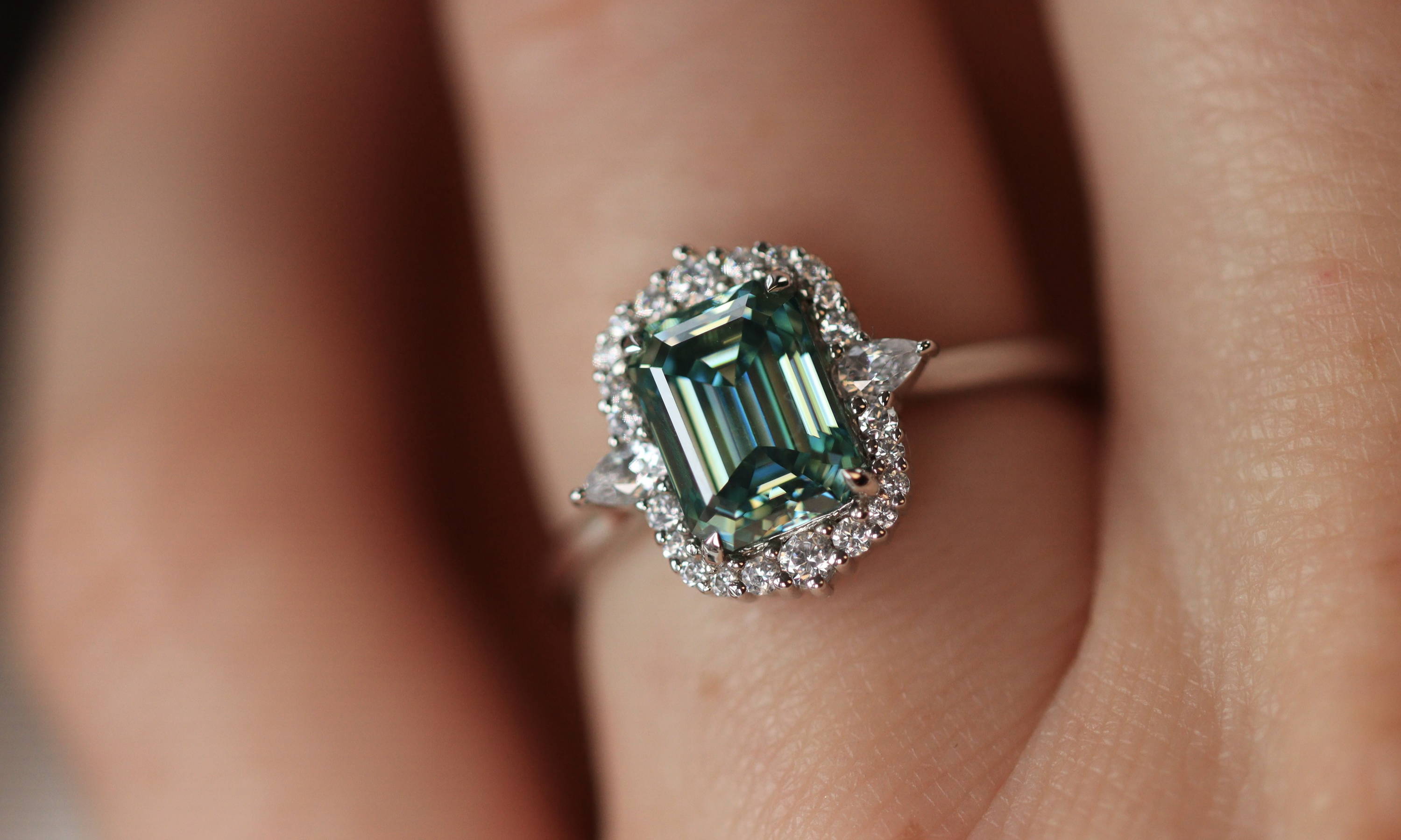 Moissanite vs Cubic Zirconia Everything You Need to Know Jessica Flinn Fine Jewellery