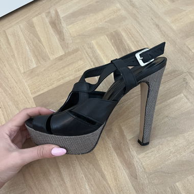 Leather heels - Le trancanelli 