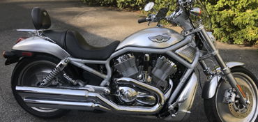 2003 HARLEY-DAVIDSON VRSCA V-ROD (ALUMINUM COLOR) motorcycle for rent near Wilmington, DE