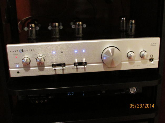 Cary Audio Design SLP-05 Preamp
