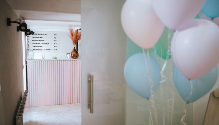 kleinvbregenbogengeburtstagfrauvau