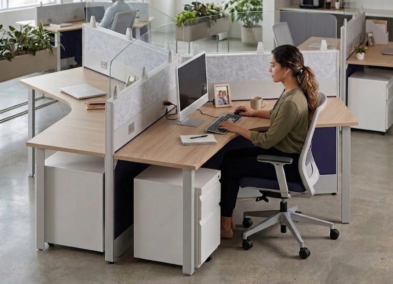 Estaci&oacute;n de trabajo preparada para integrar energ&iacute;a y datos