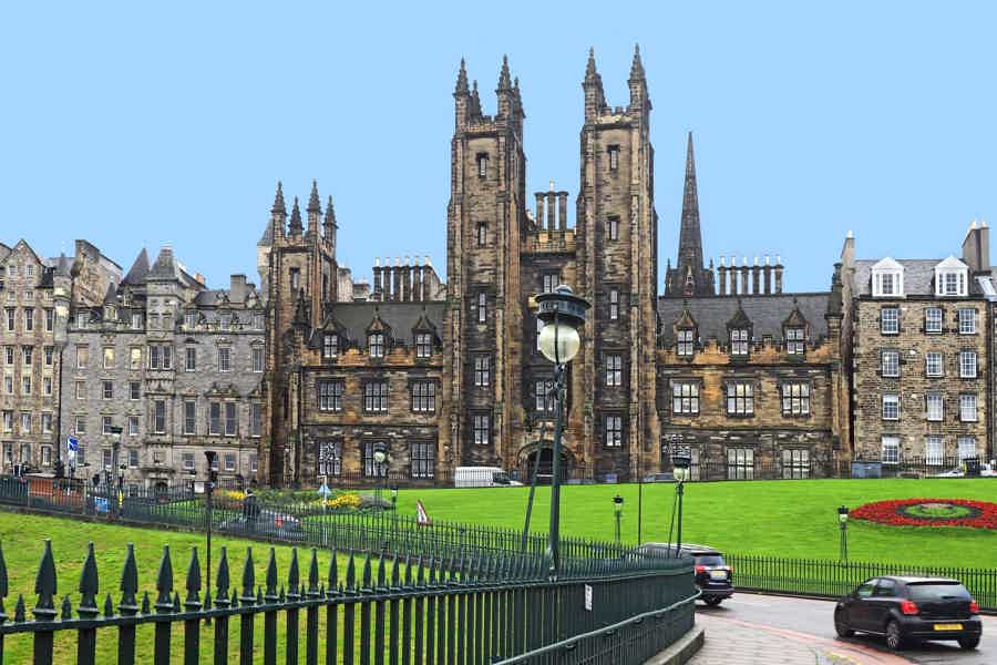 Harry Potter Tour & Edinburgh Castle Visit - photo 2