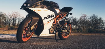 2015 KTM RC 390 motorcycle for rent near austin, TX