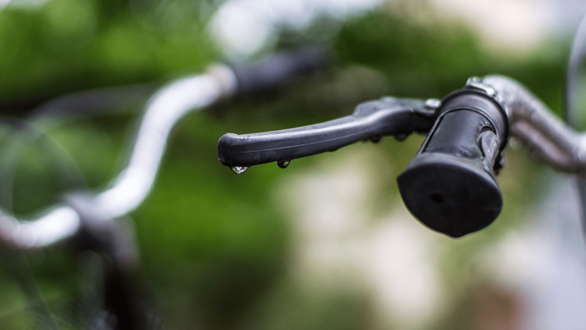 elektrische fiets in regen