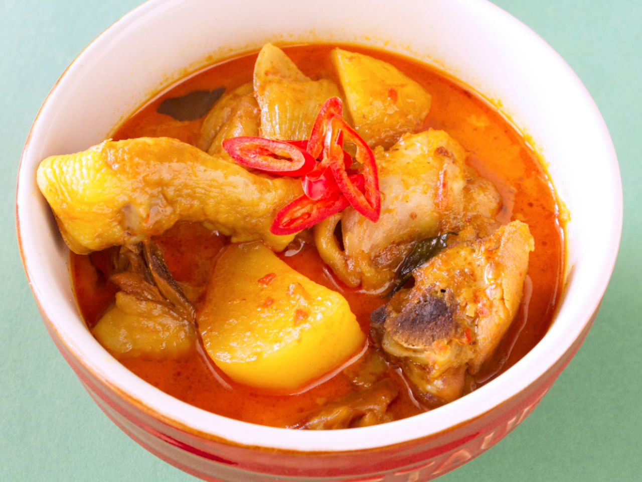 Malaysian Curry Chicken - Southeast Asian Recipes - Nyonya Cooking