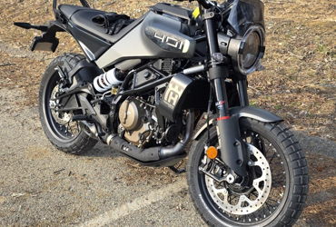 2024 HUSQVARNA SVARTPILEN 401 motorcycle for rent near Clarksville, TN