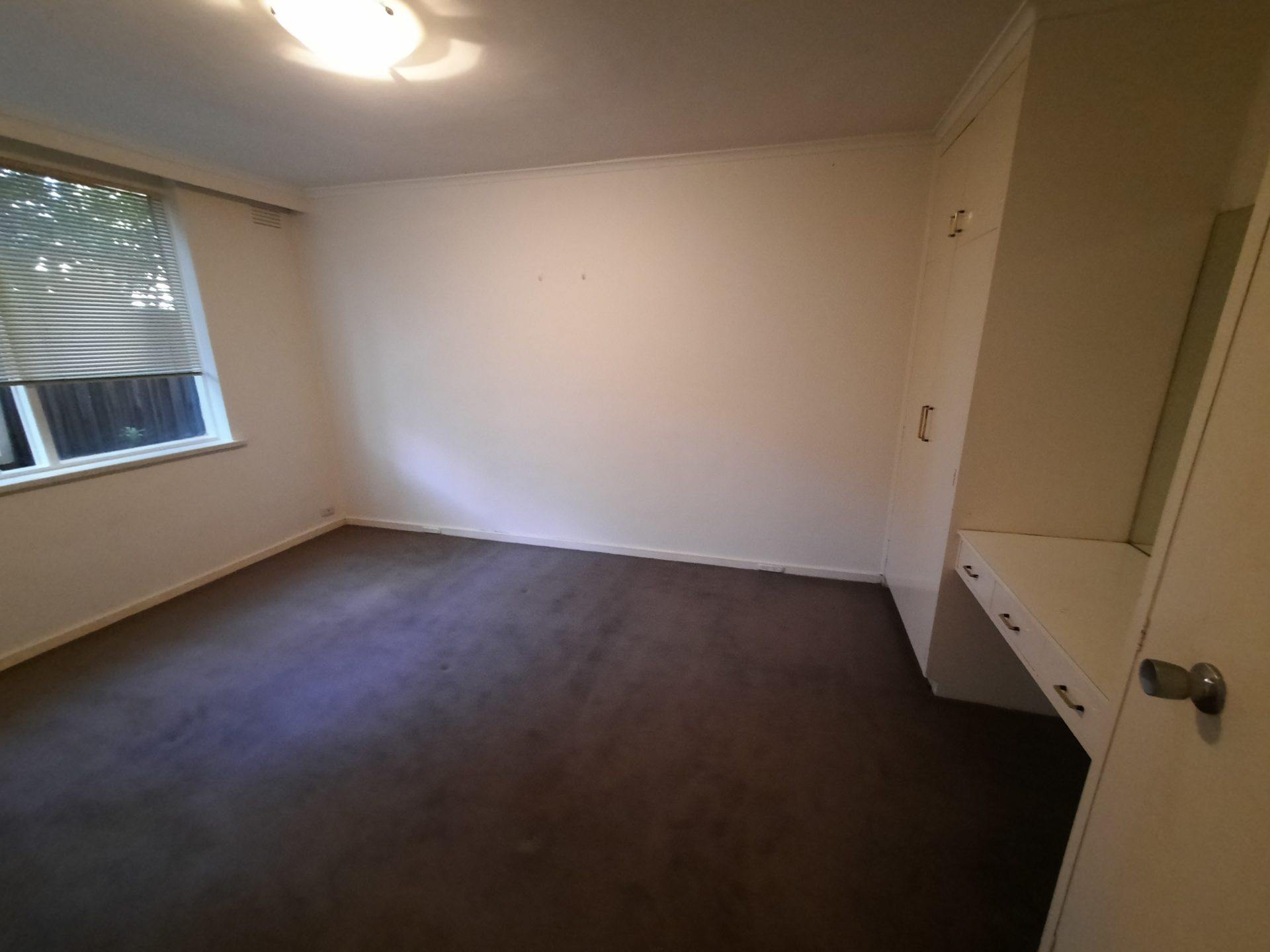 FOR LEASE: ST KILDA FRINGE- Elwood - Image 6