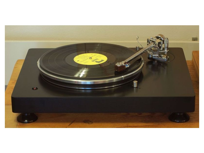 PTP Audio Solid Idler Drive Turntable