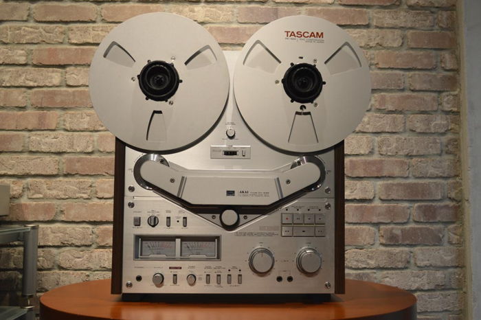 Akai GX-636 - Feature Loaded Reel-to-Reel Deck with Tapes