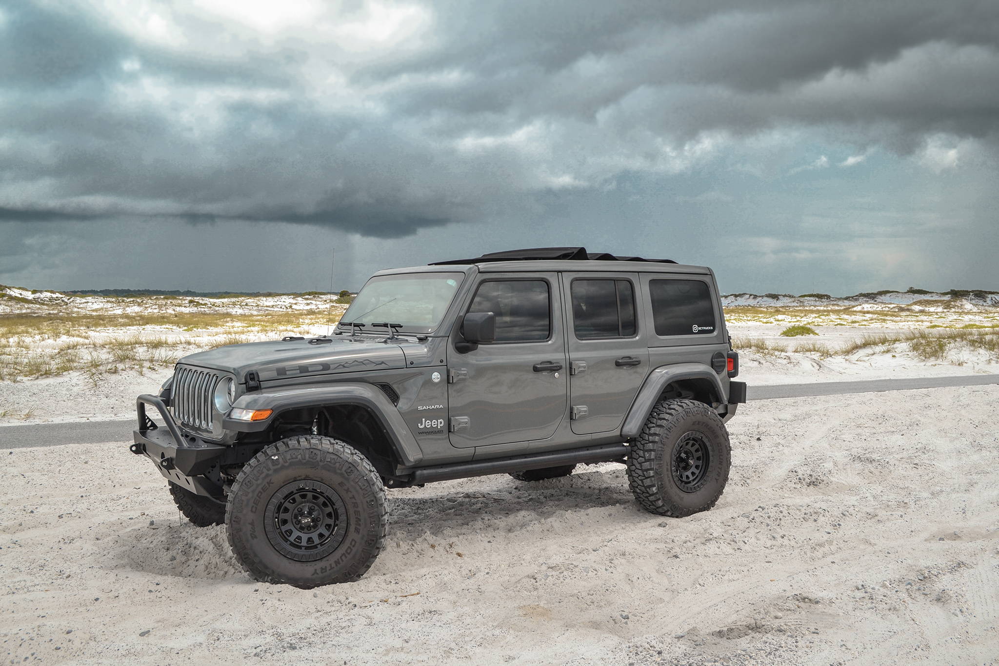 2019 Jeep Wrangler JL Lifted with HD Off-Road Overland Sector Venture Wheels in 17x9.0 All Satin Black