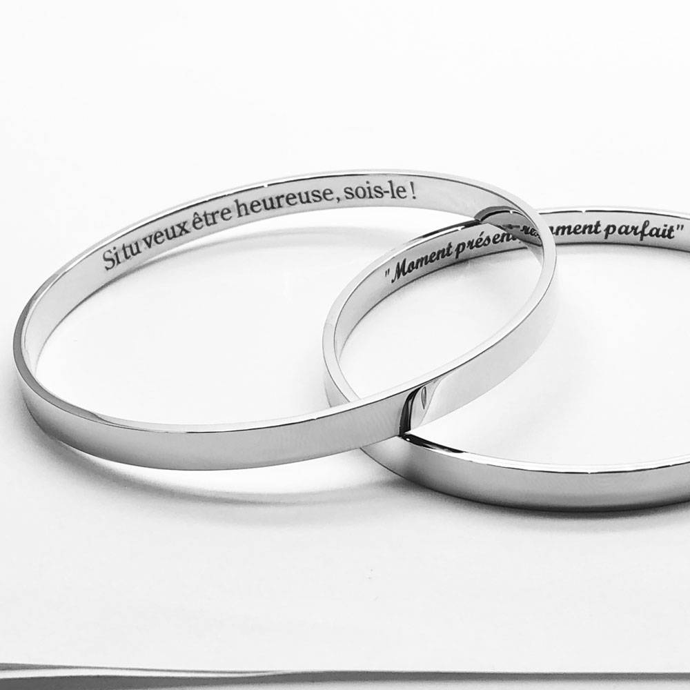 Bracelet en argent sterling avec gravure personnalisée à l'intérieur