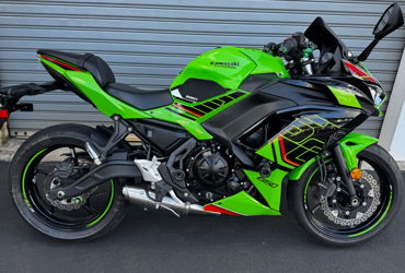 2025 KAWASAKI NINJA 650 ABS KRT EDITION motorcycle for rent near Lihue, HI