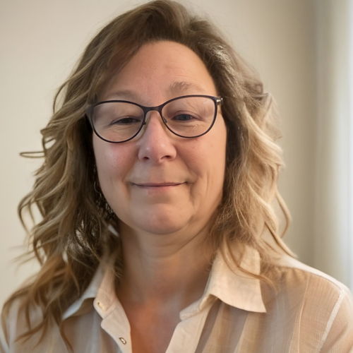 Liesel  Jacullo