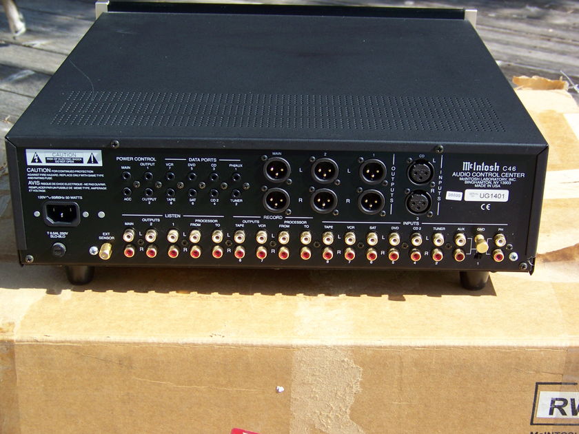 McIntosh C-46 Stereo Preamp - Control Center