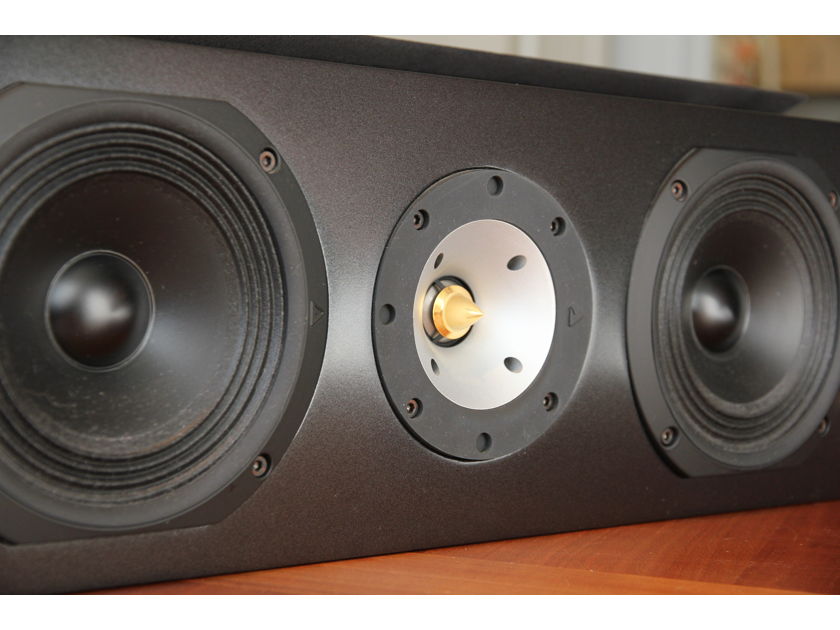 Triangle Noxa Minor ES center speaker, mahogany vinyl