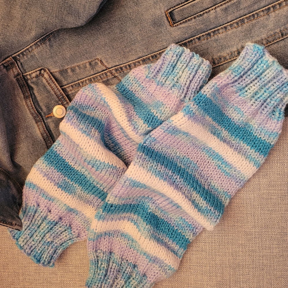 Leg warmers using 8 ply yarn