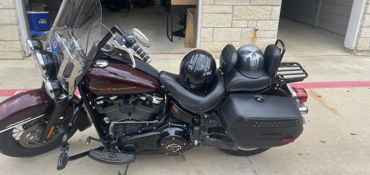 2018 HARLEY-DAVIDSON FLHCS HERITAGE CLASSIC 114 motorcycle for rent near Flower Mound, TX