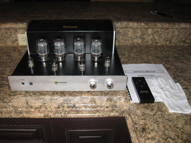 Jolida 502BRC Integrated Tube Amp less than 20 hours