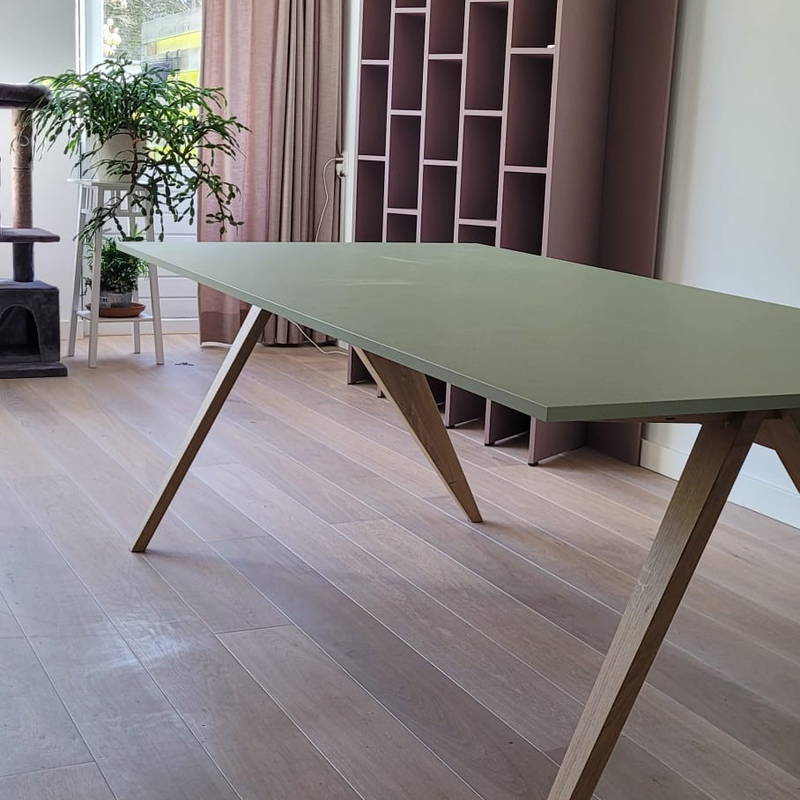 Tafels op maat, klantproject Houtenmeubelshop