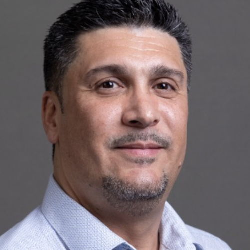 Luis  Cruz