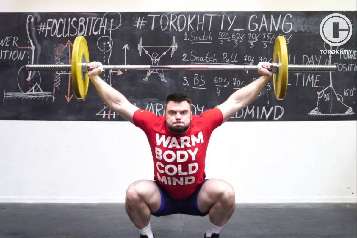 flat-powerlifting-shoes Hook Grip