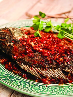 Crispy fish with chili sauce Recipe