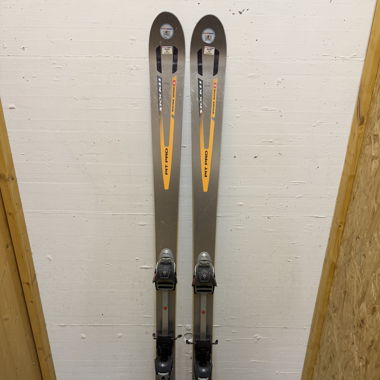 Équipement de skis de randonnée Stöckli