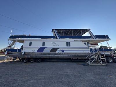 Boat Image 12