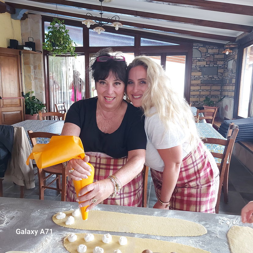 Cooking classes Agerola: Cooking class with fresh pasta, tiramisu and local wine.