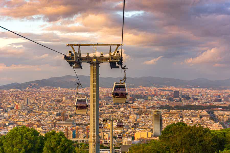 Barcelona Cable Car Sky Views, Magic Fountain & Castle Visit - photo 6